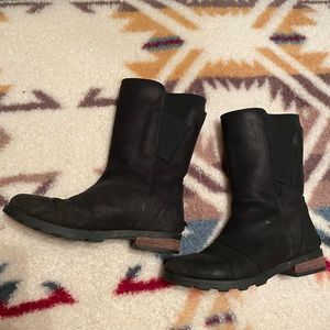 Sorel Mid Calf Boots Size 8